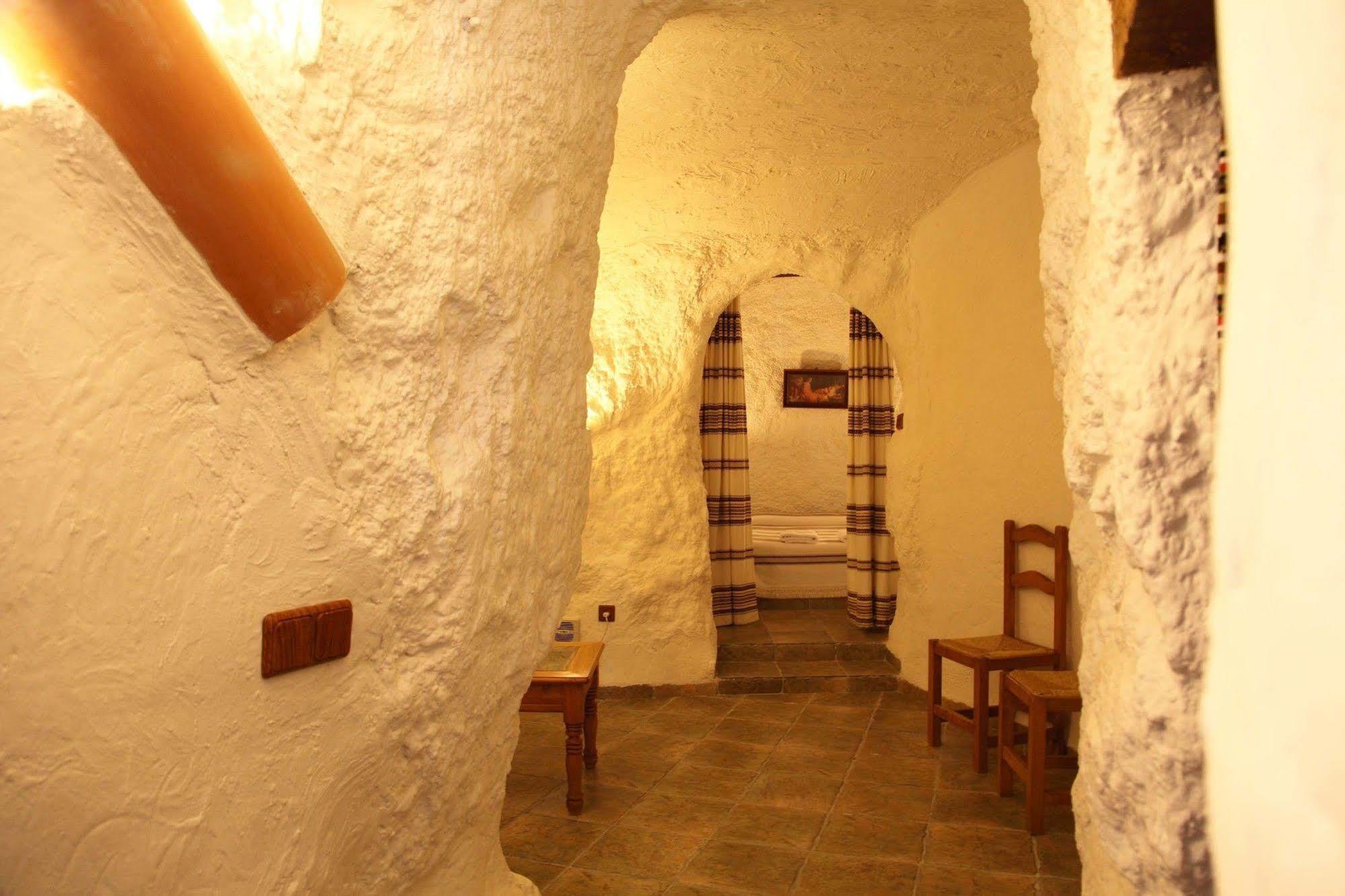 Апартаменты Cuevas La Atalaya Уэскар Экстерьер фото